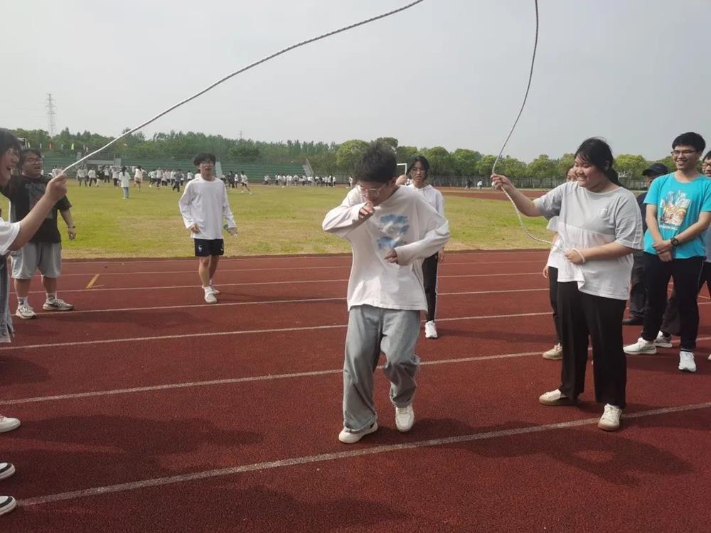 7f6c4058a3924ccdb92479cf61115c7b.Jpeg